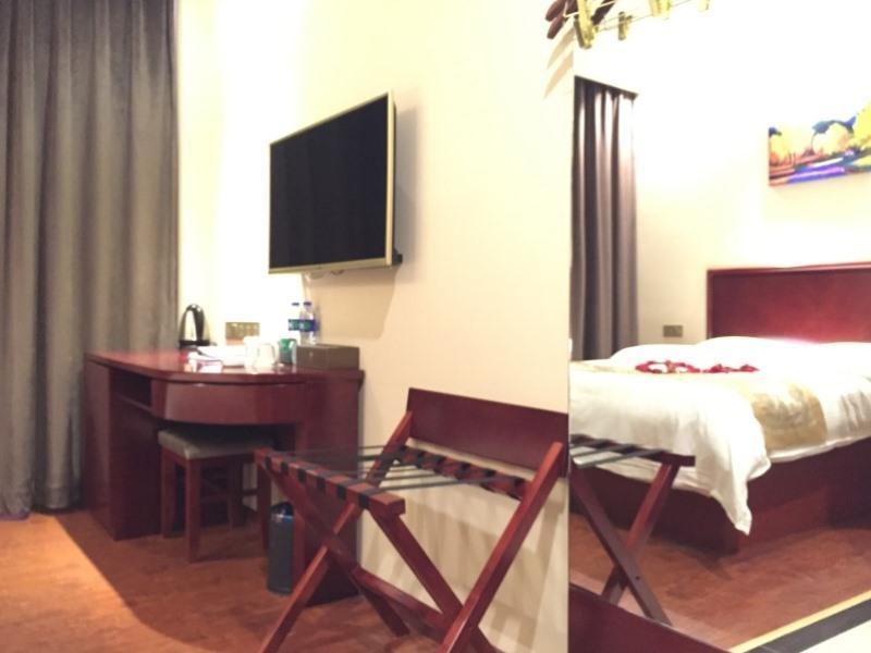Greentree Inn Henan Hebi Hengshan Road Business Hotel Bagian luar foto