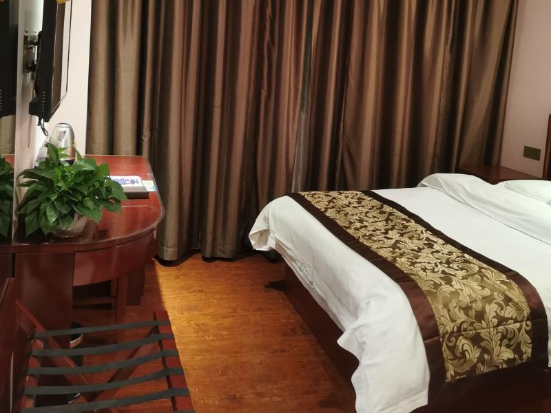 Greentree Inn Henan Hebi Hengshan Road Business Hotel Bagian luar foto